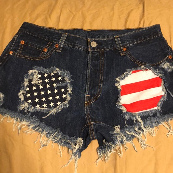 Levi patriotic jean cut off shorts - Picture 1 of 4